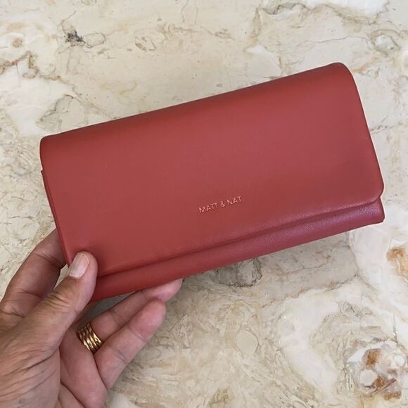 Matt & Nat Vegan Leather Long Zip Around Wallet - Picture 10 of 10